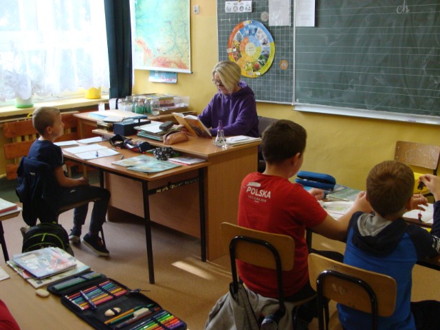 „Przerwa na czytanie” w szkole w Ostrowie - Obrazek 12